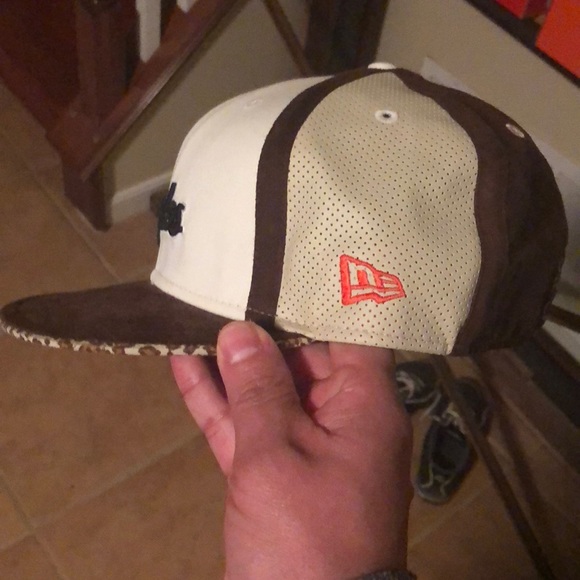 Laker New Era hat - Picture 2 of 4